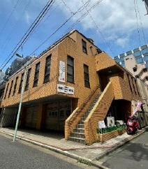 神田駅徒歩4分！　ビジネス街の路面店舗物件